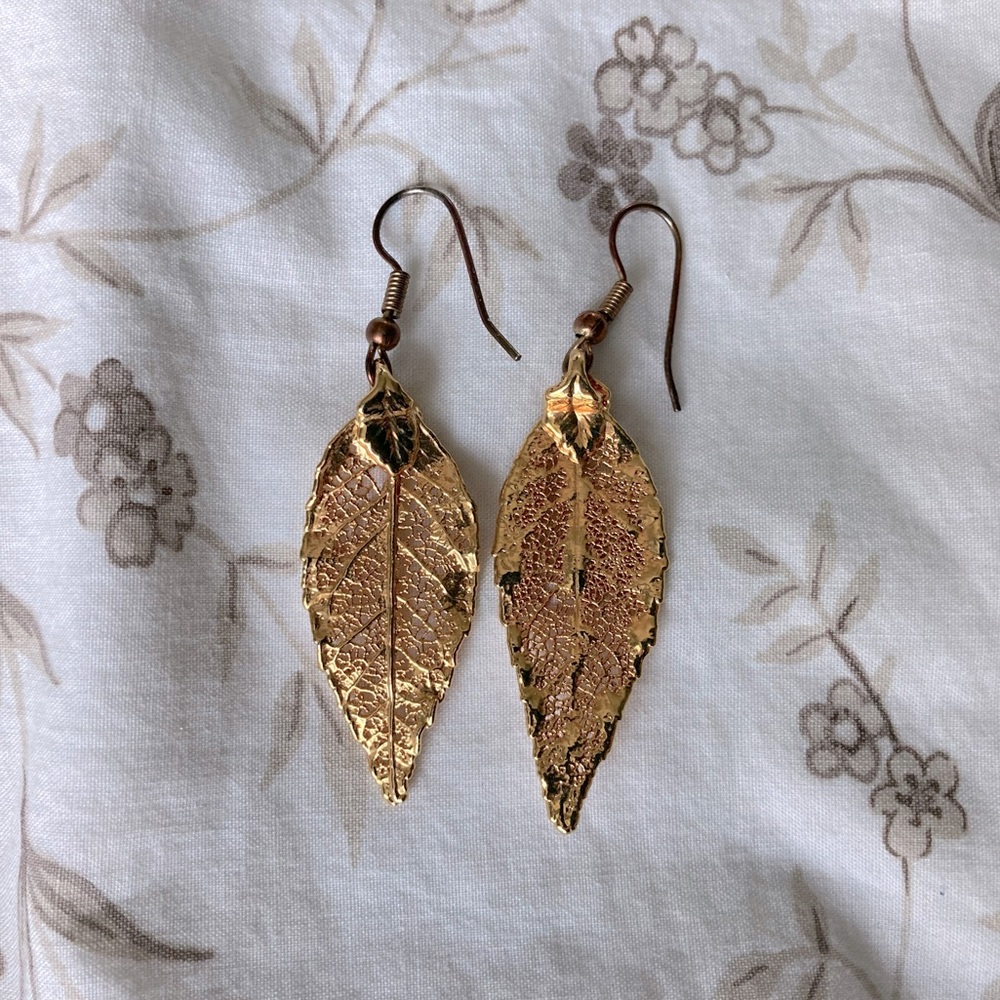 Beautiful leaf earrings